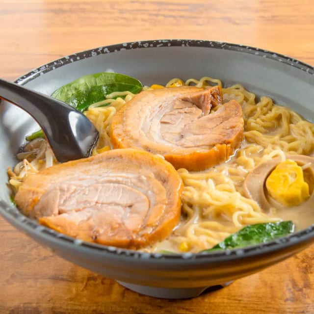 R2. Tonkotsu Ramen.